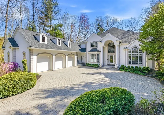 Homes for sale in Needham, MA | 98 Bridle Trail Rd, Needham, MA 02492 | MLS# 73518424