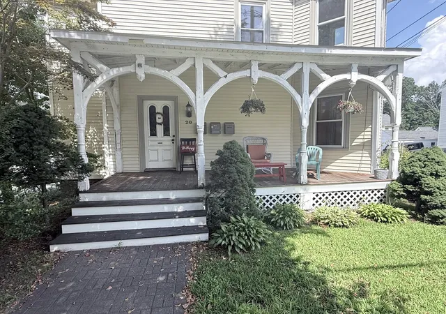 Listing Photo 5 - Condo for sale in building located at 20 Salem St, Haverhill, MA 01835 - Unit #2