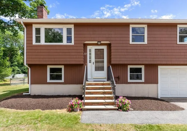 Homes for sale in Burlington, MA | 22 Susan Ave, Burlington, MA 01803 | MLS# 73537364