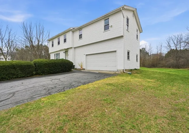 Homes for sale in Amherst, MA | 1731 S East Street, Amherst, MA 01002 | MLS# 73498249