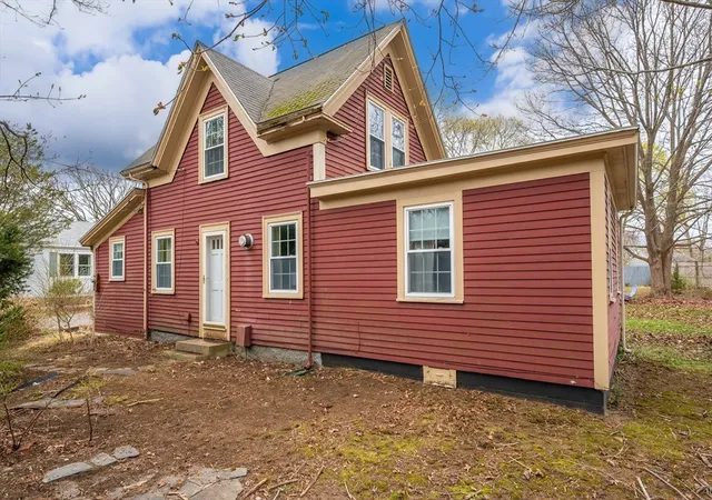 Photo 2 of Sale Pending at 4 Toomey Ln #4, Rockport, MA 01966 | MLS# 73529967 | Listing updated on 2026-08-26