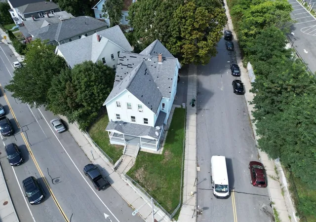 Photo 2 of Multi family home for sale at 17 Winthrop St, Worcester, MA 01604 | MLS# 73569251 | Listing updated on 2026-08-31