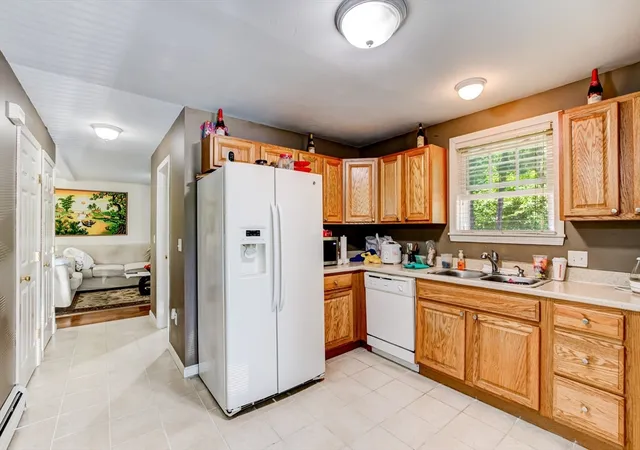 5th image of 450 Canton Street, Fitchburg, MA 01420 | MLS# 73542640