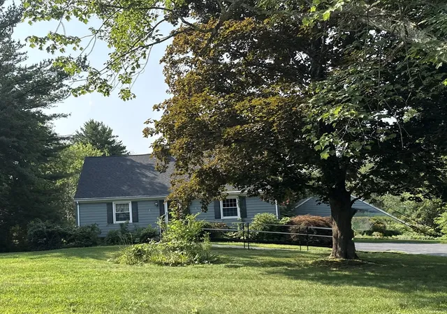 1st image of 556 Hoppin Hill Ave, North Attleboro, MA 02760 | MLS# 73566523