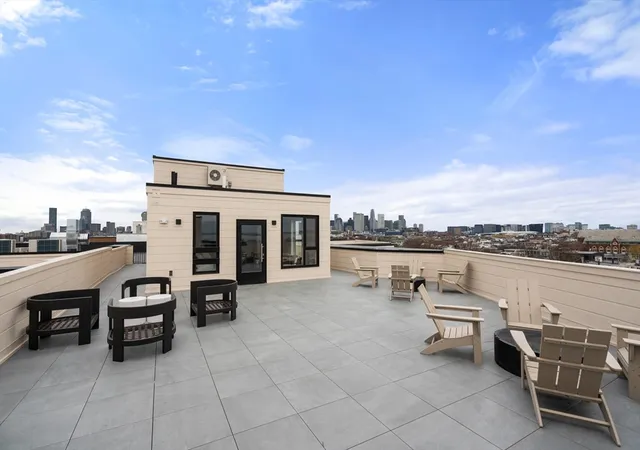 40th image of 267 Old Colony #605, Boston, MA 02127 | MLS# 73474005