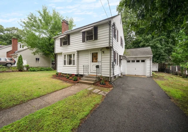 Photo 38 of Sale Pending at 212 Emerson St, Springfield, MA 01118 | MLS# 73558703 | Listing updated on 2026-08-29