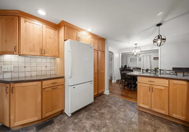 Photo 3 of Sale Pending at 212 Emerson St, Springfield, MA 01118 | MLS# 73558703 | Listing updated on 2026-08-29