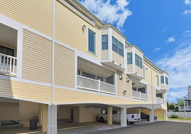 Homes for sale in Salisbury, MA | 11 Railroad Ave #B6, Salisbury, MA 01952 | MLS# 73542068