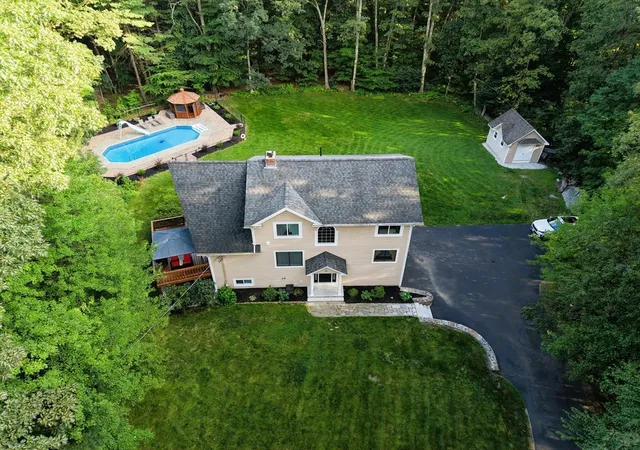 Photo 1 of Sale Pending at 31 Green St, Northborough, MA 01532 | MLS# 73560541 | Listing updated on 2026-09-08