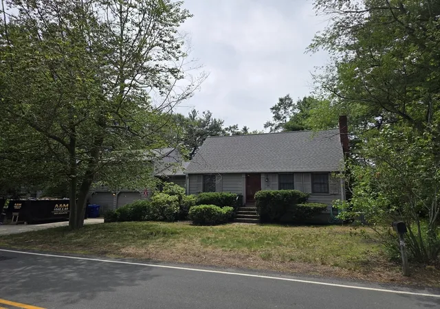 Homes for sale in Rockland, MA | 76 Gardner St, Rockland, MA 02370 | MLS# 73542023