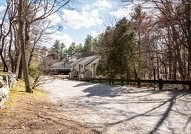 Homes for sale in Acton, MA | 374 Great Rd #11, Acton, MA 01720 | MLS# 73543589