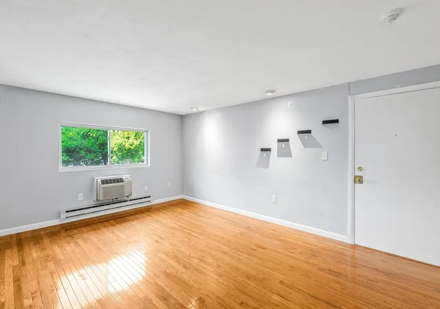 Homes for sale in Chelmsford, MA | 7 Glen Ave #11, Chelmsford, MA 01824 | MLS# 73533425
