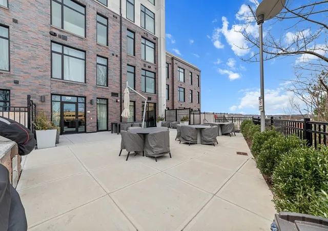 2nd image of Stratus Residences, Brighton, MA 02135