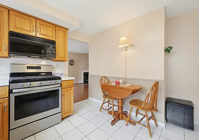 Photo 4 of Sale Pending at 3301 Maple Brk Rd #301, Bellingham, MA 02019 | MLS# 73552554 | Listing updated on 2026-08-11