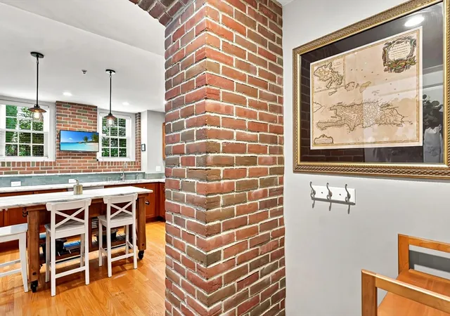 Listing Photo 4 - Condo for sale in building located at 221 Worcester Ln, Waltham, MA 02451 - Unit #6