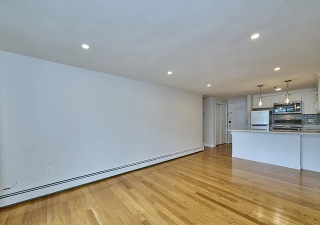 Listing Photo 4 - Condo for sale in building located at 29 Harvard Ave, Medford, MA 02155 - Unit #37