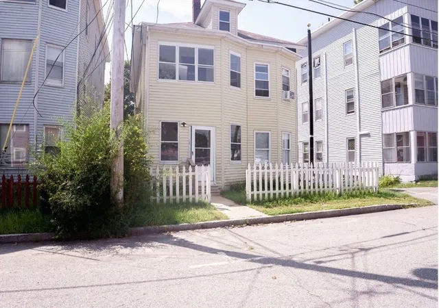 2nd image of 18 Knowlton St, Gardner, MA 01440 | MLS# 73563407