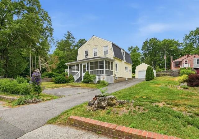 2nd image of 1288 Newman Avenue, Seekonk, MA 02771 | MLS# 73542041