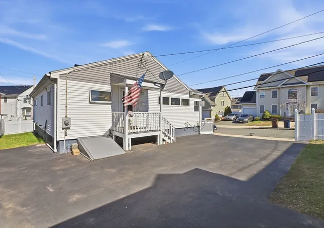 Homes for sale in Everett, MA | 44 Dunster Rd, Everett, MA 02149 | MLS# 73499165