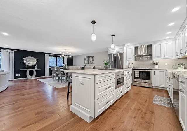 Photo 3 of Sale Pending at 9 Broadway #302, Saugus, MA 01906 | MLS# 73562197 | Listing updated on 2026-08-30