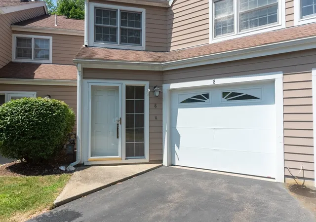 Photo 2 of Sale Pending at 8 Canvasback Way #8, Walpole, MA 02081 | MLS# 73552748 | Listing updated on 2026-09-15