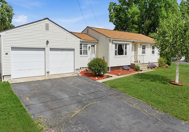 1st image of 37 Woodcrest Ct, Chicopee, MA 01020 | MLS# 73535596