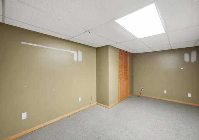 25th image of 37 Woodcrest Ct, Chicopee, MA 01020 | MLS# 73535596