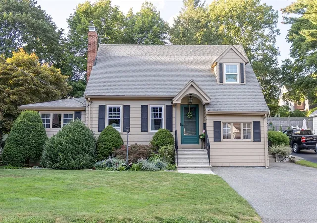 Photo 1 of Sale Pending at 204 Beech Ave, Melrose, MA 02176 | MLS# 73568943 | Listing updated on 2026-09-15