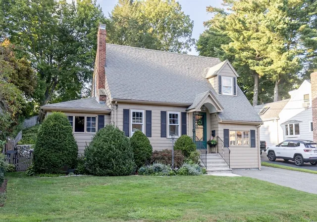 Photo 3 of Sale Pending at 204 Beech Ave, Melrose, MA 02176 | MLS# 73568943 | Listing updated on 2026-09-15