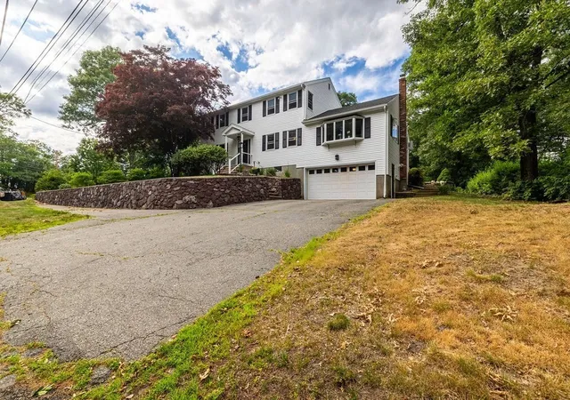Homes for sale in Reading, MA | 148 South St, Reading, MA 01867 | MLS# 73537432