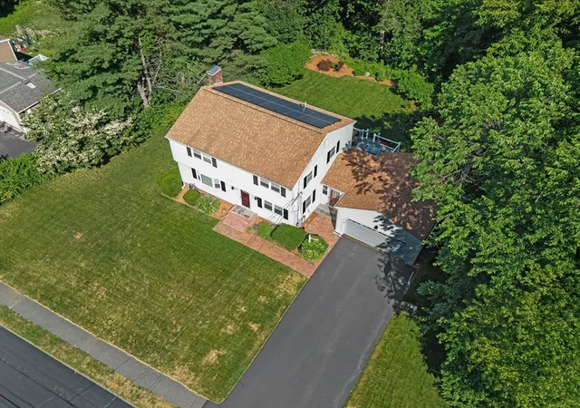 Homes for sale in Westborough, MA | 9 Carolyn Dr, Westborough, MA 01581 | MLS# 73541903
