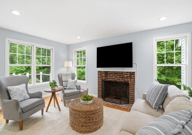 3rd image of 6 Brookside Lane #6, Scituate, MA 02066 | MLS# 73547646