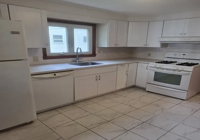 Photo 4 of Single family home for sale at 50 Dickerman Ln, Braintree, MA 02184 | MLS# 73563030 | Listing updated on 2026-09-13