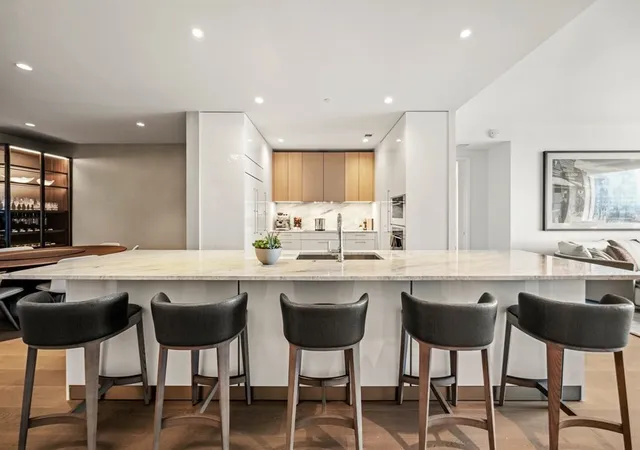 5th image of 240 Devonshire Street #U4602, Boston, MA 02110 | MLS# 73532103
