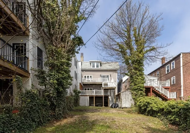 2nd image of 417 E 7th St, South Boston, MA 02127