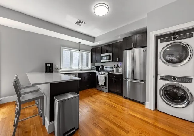 2nd image of 417 East 7th St #2, South Boston, MA 02127 | MLS# 73509791