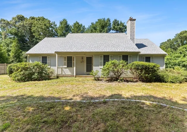 4th image of 137 Wianno Circle, Barnstable, MA 02655 | MLS# 73568233