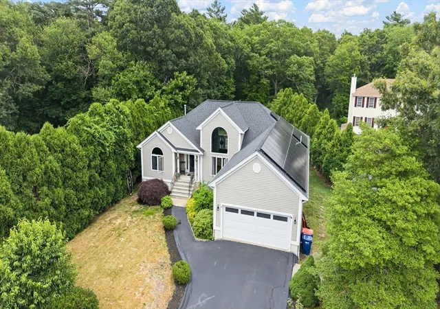 3rd image of 19 Forestview Dr, Fairhaven, MA 02719 | MLS# 73543829