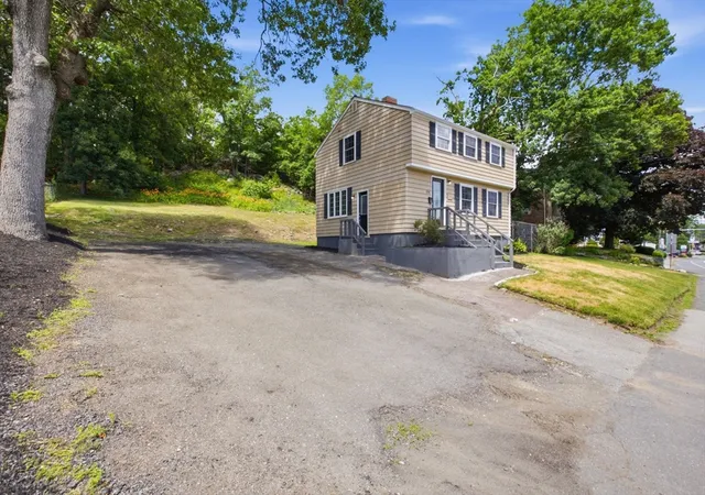 Homes for sale in Woburn, MA | 270 Cambridge Rd, Woburn, MA 01801 | MLS# 73542314