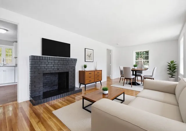 Homes for sale in Woburn, MA | 270 Cambridge Rd, Woburn, MA 01801 | MLS# 73542314