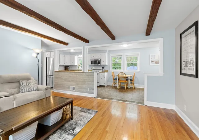 Homes for sale in Chelmsford, MA | 111 Locke Rd, Chelmsford, MA 01824 | MLS# 73531634