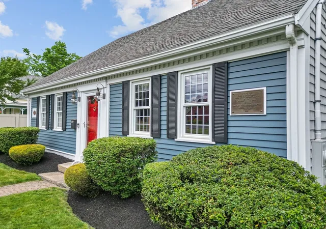 Homes for sale in Whitman, MA | 751 Washington St, Whitman, MA 02382 | MLS# 73528829
