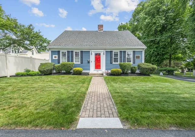 4th image of 751 Washington St, Whitman, MA 02382 | MLS# 73528829