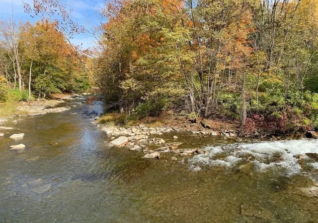 Listing Photo 2 - Condo for sale in building located at 160 Water St, Williamstown, MA 01267 - Unit #115