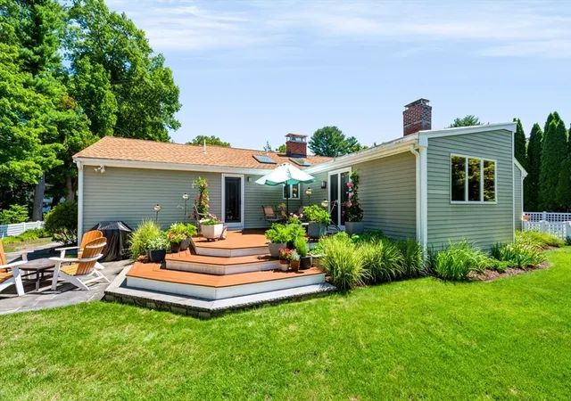 2nd image of 15 Fenmere Ave, Wellesley, MA 02482 | MLS# 73559669