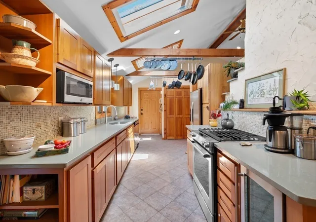 5th image of 15 Fenmere Ave, Wellesley, MA 02482 | MLS# 73559669