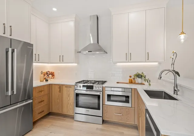 Homes for sale in Somerville, MA | 326 Lowell Street #2, Somerville, MA 02145 | MLS# 73538635