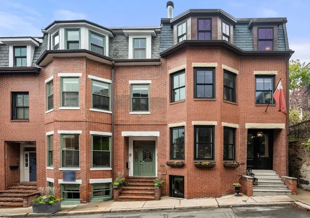 1st image of 15 Lawnwood Pl, Charlestown, MA 02129 | MLS# 73517420