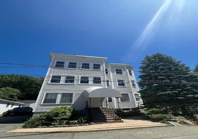 Photo 4 of Sale Pending at 35 Heron St, West Roxbury, MA 02132 | MLS# 73535572 | Listing updated on 2026-06-20