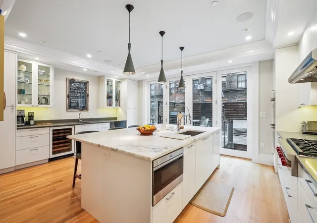 2nd image of 196 West Springfield St #1, Boston, MA 02118 | MLS# 73487193